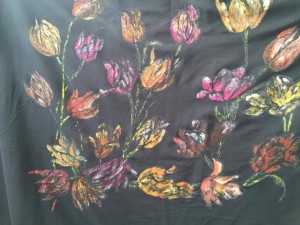 Vera Lowen Foulard tulipano seta nera