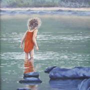 Bambina in costume arancione che osserva l’acqua in un paesaggio naturale, dipinto da Giovanni Graziani.